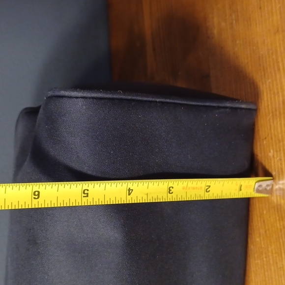 Chanel  Allure  Homme  toiletry bag - Picture 6 of 16